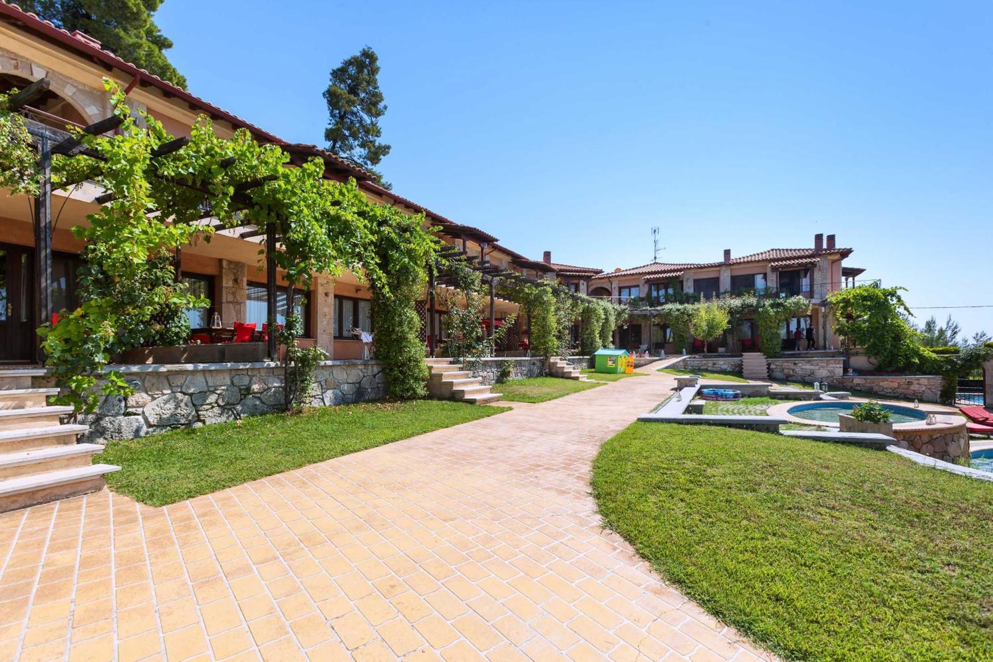 Akritas Ef Zin Villas & Suites パリウリ エクステリア 写真