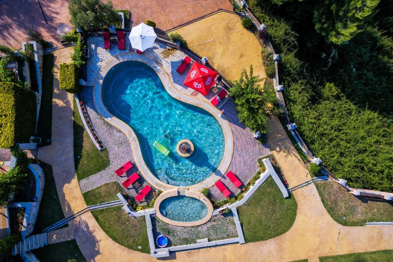Akritas Ef Zin Villas & Suites パリウリ エクステリア 写真